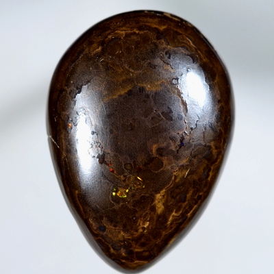 SOLID BOULDER OPAL Sparkling golden fire amongst patterned boulder opal SEE VIDEO